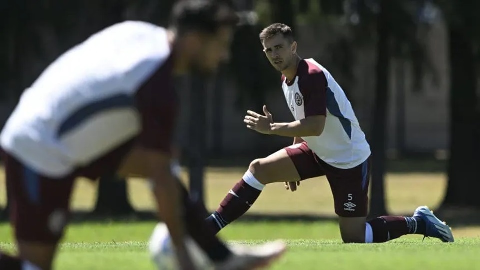 Lanús abre el Apertura 2025 ante Riestra, encuentro que se trasladó al último turno del jueves. (Prensa Club Lanús)