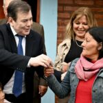 Familias santiagueñas sin viviendas recibieron las llaves de su propia casa