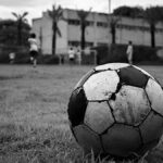 Jugador de los veteranos se desplomó en plena cancha y falleció