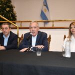 El Gobierno de la Provincia anunció el pago de bonos extraordinarios para planes de emergencia, tarjetas sociales y tarjetas para beneficiarios celíacos