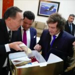 Amigo de Milei: investigan por lavado al pastor del “milagro” de los cien mil dólares