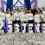 Alumnos de 7mo A de la Escuela Primaria N° 831 de Garza presentaron sus buzos de egresados