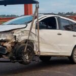 Dos autos y una moto protagonizaron un múltiple accidente en el puente Carretero