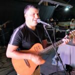Diego Sayago le cantó a las madres en su día