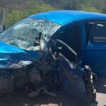 Dos vehículos colisionaron de frente en una pronunciada curva de la ruta vieja