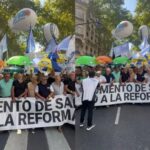 Las calles del descontento: crónica de un viernes de furia y resistencia frente al Congreso