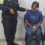 Una mujer intentó arrojarse de un puente y fue contenida por la Policía