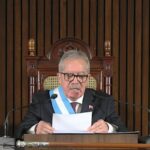 Elías Suárez anunció el bono día del trabajador para la administración pública