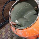 Compró una hormigonera robada por $100.000 y tuvo que devolverla