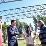 Con fuerte impacto comunitario, comenzó el techado de un nuevo espacio multiuso en Fernández