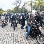 Funcionarios acompañaron el encuentro de motociclistas “The Distinguished Gentleman’s Ride” en el Fórum
