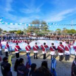 Fernández se vistió de celeste y blanco en un emotivo y multitudinario homenaje a Manuel Belgrano en el día de la Bandera Nacional