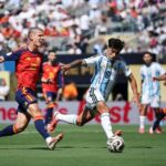 Reportan tres ataques cardiacos en la final de la Selección Argentina vs. España: dos muertos y uno internado